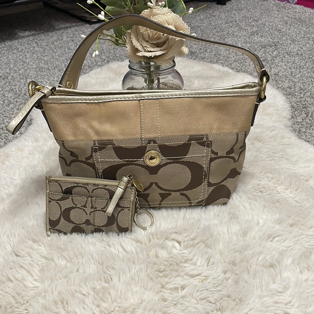 🏖️ Vintage Coach Signature Baguette Top Handle Shoulder Purse